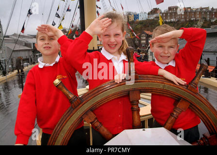 Brookside Scuola Primaria visite SS grande Bristol, Regno Unito Foto Stock