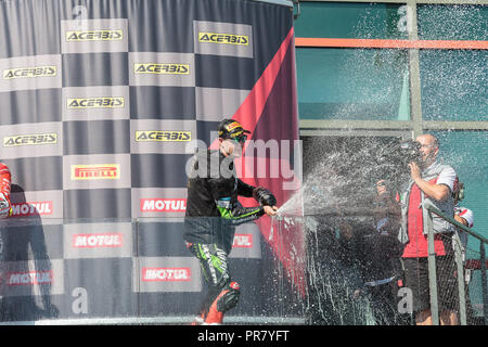 Nevers Magny-Cours, Francia. Settembre 29, 2018 - 01, Jonathan Rea, GBR KAWASAKI ZX-10RR, il Kawasaki Racing Team WorldSBK, SBK 2018, MOTO - SBK Magny-Cours Grand Prix 2018, Gara 1, 2018 circuito Nevers Magny-Cours, Acerbis Round francese, Francia, 29 settembre 2018, azione durante la SBK gara 1 della Acerbis Round francese il 29 settembre 2018 presso il Circuito de Nevers Magny-Cours, Francia Credit: AFP7/ZUMA filo/Alamy Live News Foto Stock