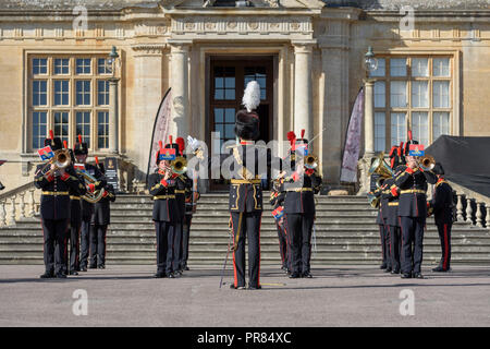 Longleat, Wiltshire, Regno Unito. Il 29 settembre 2018. Le forze armate britanniche intrattenere i visitatori a Longleat, Wiltshire, Regno Unito durante il suo annuale spettacolare militare che ha avuto luogo nel corso del fine settimana del sabato 29 a domenica 30 settembre 2018. Credito: Alison Eckett / Alamy Live News. Foto Stock