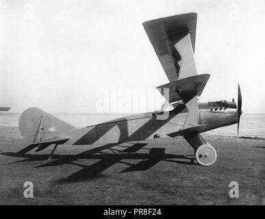 1/18/1917 Modello triplano (L). Curtiss aereo Azienda Foto Stock