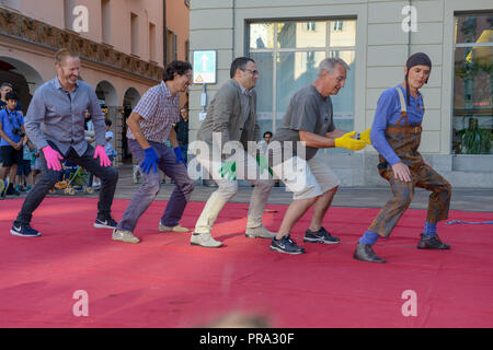 Lugano, Svizzera - 15 Luglio 2016 - comico barsulle a Buskers Festival a Lugano, Svizzera Foto Stock