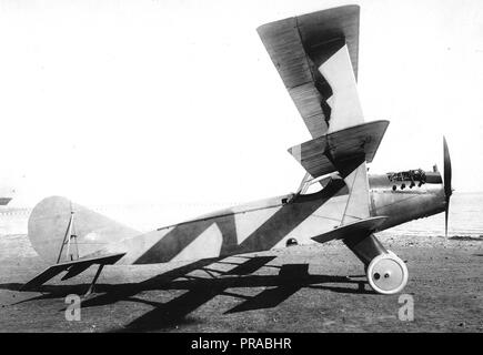 1/18/1917 - Curtiss aereo & Motor Corporation, Buffalo, N.Y. Il modello L triplano Foto Stock