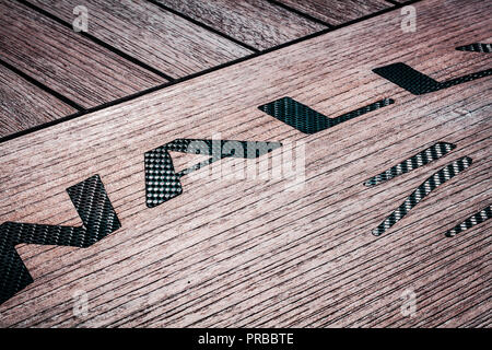 Wally Yachts, scacco matto. Potenza, barca di lusso, dettagli da annuale di Monaco Yacht Show. Miglior design navale dell'anno, legno e fibra di carbonio look. Foto Stock