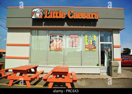 Ristorante Little Caesars pizzeria esterno, negozio di fronte, una catena di ristoranti a Charlottetown, Prince Edward Island, Canada Foto Stock