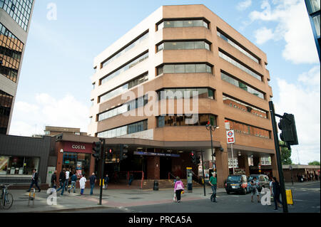 Ingresso a Harrow sulla stazione della collina Foto Stock