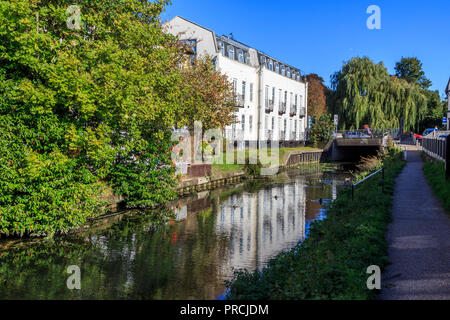 Bishops stortford lungo il percorso di traino fiume stort pittoresca città mercato nel Hertfordshire sul fiume stort ,l'Inghilterra meridionale, Regno Unito, Gran Bretagna, UE Foto Stock