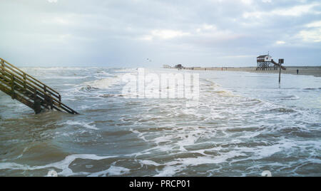 Un giorno pigro presso la spiaggia di st. peter ording Foto Stock