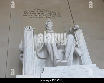 Il Lincoln Memorial presso il west end del National Mall di Washington, D.C. Statua di Lincoln progettato da Daniel francese in 1920. Foto: Tony Gale Foto Stock