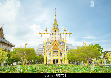 Splendido tempio Wat Sothonwararam in Chachoengsao Provincia, Thailandia. Foto Stock