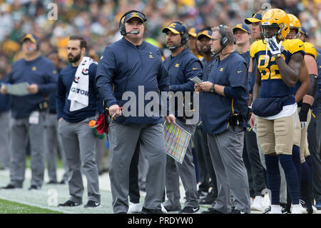 Green Bay, WI, Stati Uniti d'America. Il 30 settembre, 2018. Green Bay Packers allenatore Mike McCarthy guarda fino al quadro di valutazione durante la NFL partita di calcio tra le fatture della Buffalo e il Green Bay Packers al Lambeau Field di Green Bay, WI. Green Bay sconfitto Buffalo 22-0. John Fisher/CSM/Alamy Live News Foto Stock