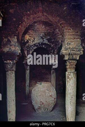 INTERIOR DE LOS BAÑOS ARABES DE PALMA DE MALLORCA. Posizione: Banos Arabes. Palma. Spagna. Foto Stock