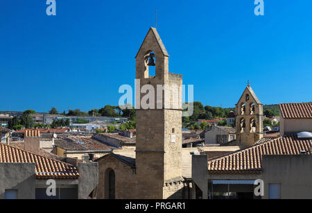 Vista del Salon de Provence con tipici campanili,a sud della Francia. Foto Stock