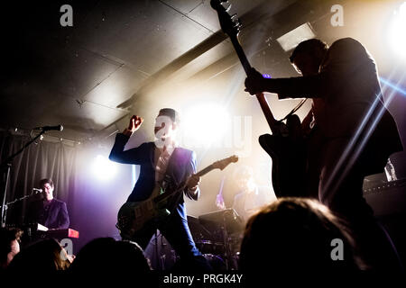 Londra, Regno Unito. 1 ottobre 2018. Mini Mansions suonare dal vivo a Hoxton Square Bar e Cucina, Londra, Regno Unito. Credito: Nikki Courtnage/Alamy Live News. Foto Stock