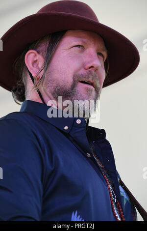 Virginia Beach, Virginia, Stati Uniti d'America. 29Sep, 2018. DEVON ALLMAN rocce spiaggia presso il Neptune Festival in Virginia Beach, Virginia il 29 settembre 2018.foto © Jeff Moore, Credito: Jeff Moore/ZUMA filo/Alamy Live News Foto Stock