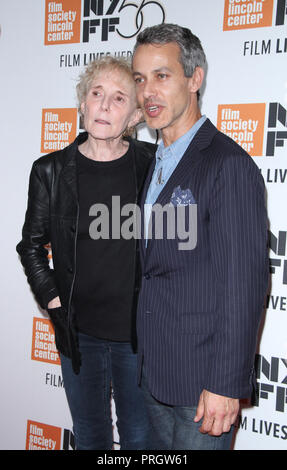 Ottobre 02, 2018 Claire Denis, Andrew Lauren frequentare la cinquantaseiesima New York Film Festival presenta Premiere di High Life a Alice Tully Hall, Lincoln Center di New York Ottobre 02, 2018 Credit:RW/MediaPunch Foto Stock