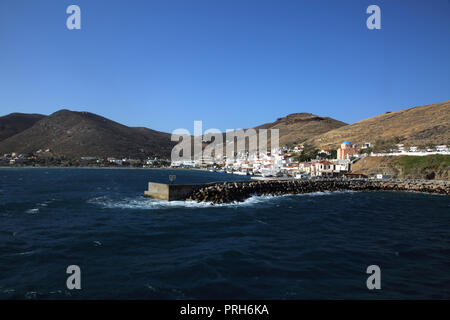 Kea Isola Grecia faro alla fine del molo Foto Stock