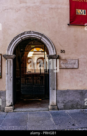 Italia Piemonte Vercelli Via Verdi Museo Leone Foto Stock