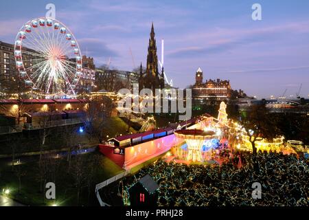 Edinburgh Princes Street Gardens Mercatino di Natale Foto Stock