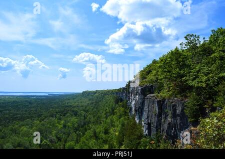 Tazza e piattino Trail Foto Stock