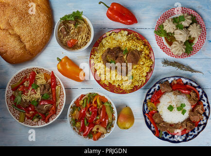 Cucina uigura, Asia tradizionali piatti assortiti, vista dall'alto Foto Stock