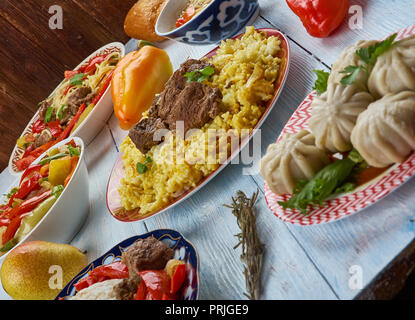 Cucina uigura, Asia tradizionali piatti assortiti, vista dall'alto Foto Stock