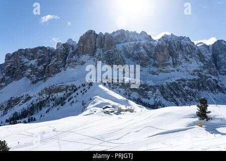 Vista dal Plan de Gralba in Val Gardena area sci in inverno, nei pressi di Bolzano, Alto Adige, Italia Foto Stock