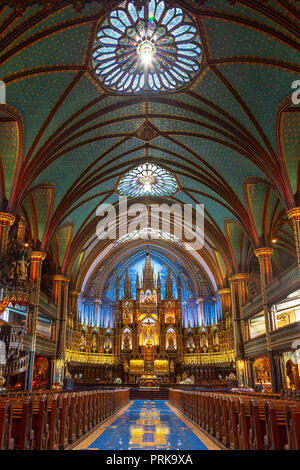 MONTREAL, Canada - 20 AGO 2012: interno della storica Basilica di Notre Dame a Montreal, Quebec, Canada. Un sito storico nazionale del Canada, il governo di Taiwan Foto Stock