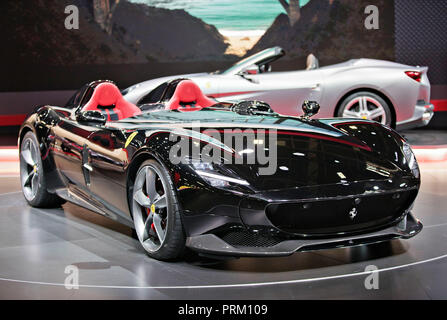 Speedster Ferrari Monza SP2 viene visualizzato durante la International Motor Show di Parigi, Francia, il Mercoledì, 3 ottobre 2018. (CTK foto/Rene Fluger Foto Stock