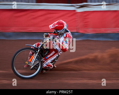 Speedway corrispondenza tra le tigri di Glasgow e Newcastle diamanti su una pista in Glasgow. Foto Stock