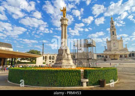 Santuario di Fatima, Portogallo. Mete importanti per la Chiesa cattolica pellegrini e turisti Foto Stock