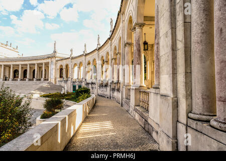 Santuario di Fatima, Portogallo. Mete importanti per la Chiesa cattolica pellegrini e turisti Foto Stock