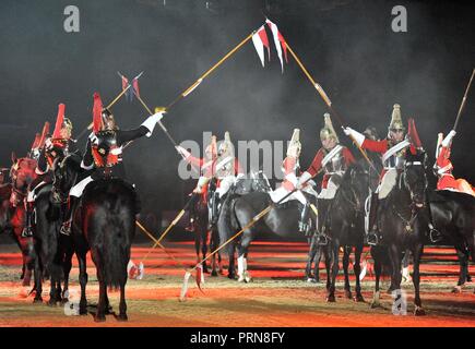 NEC Birmingham, UK. 3° OTT 2018. La famiglia di cavalleria reggimento montato musical ride. Cavallo dell'anno mostra (HOYS). Il National Exhibition Centre (NEC). Birmingham. Regno Unito. 03/10/2018. Credito: Sport In immagini/Alamy Live News Foto Stock