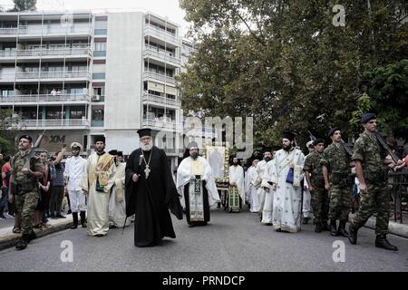 Atene, Grecia. 3° Ott, 2018. Le Litanie di San Dionigi l Areopagita ad Atene in credito: Giorgos Zachos SOPA/images/ZUMA filo/Alamy Live News Foto Stock