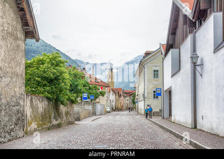 La storica città di Glorenza/Glorenza nel sud di Malles/Malles è una delle più piccole città in tutto il mondo. Trentino Alto Adige - Italia Foto Stock