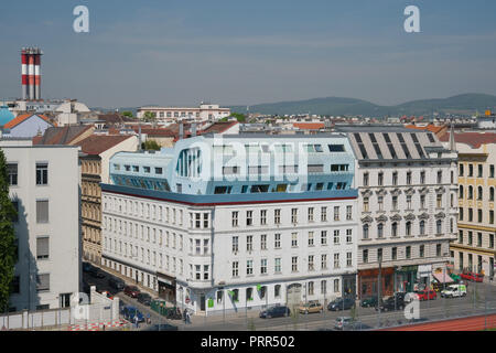 Wien, Dachausbau Spitalgasse von Heinz Lutter - Conversione sul tetto in Vienna, Spitalgasse da Hans Lutter Foto Stock