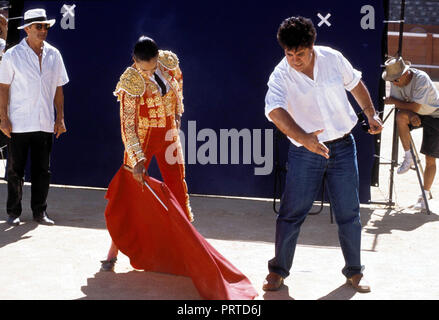 Pellicola originale titolo: HABLE CON ELLA. Titolo inglese: parlare con lei. Anno: 2002. Direttore: Pedro Almodovar. Stelle: Pedro Almodovar; Rosario Flores. Credito: EL DESEO S.A / BRACHO, Miguel / Album Foto Stock