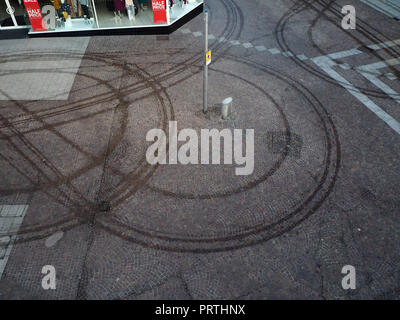 Negozio di abbigliamento Bonmarché nella strada principale Foto Stock