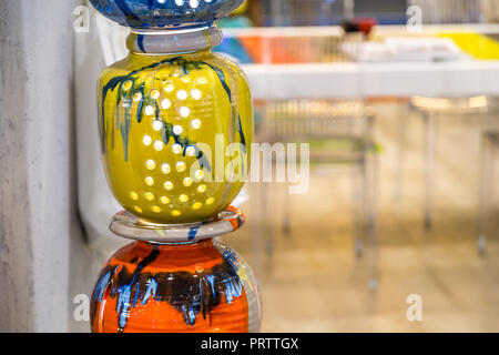 BOLOGNA (Italia), 28 settembre 2018: lampade Domiziani sono illuminanti CERSAIE Salone internazionale delle piastrelle di ceramica e arredo bagno Foto Stock