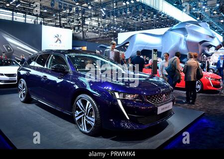 Parigi. 3° Ott, 2018. Recentemente liberato della Peugeot 508 SW GT è visibile durante la stampa dei giorni del Motor Show di Parigi a Parigi in Francia ad Ottobre 3, 2018. Credito: Chen Yichen/Xinhua/Alamy Live News Foto Stock