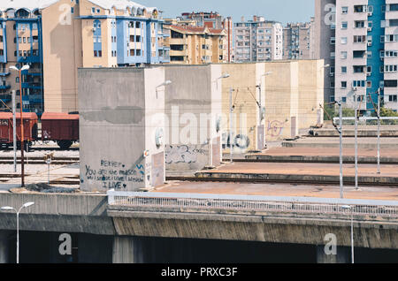 Stazione ferroviaria di Skopje/stazione ferroviaria (costruito 1969), Skopje, Repubblica di Macedonia, Settembre 2018 Foto Stock