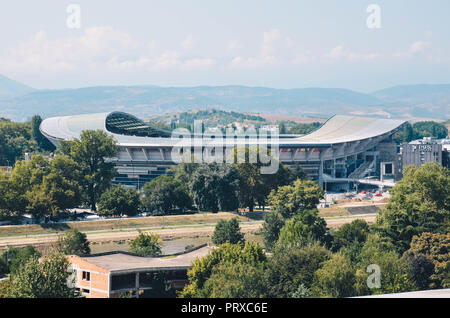 Vista di Philip II Arena Nazionale dalla fortezza Kale, Skopje, Repubblica di Macedonia, Settembre 2018 Foto Stock