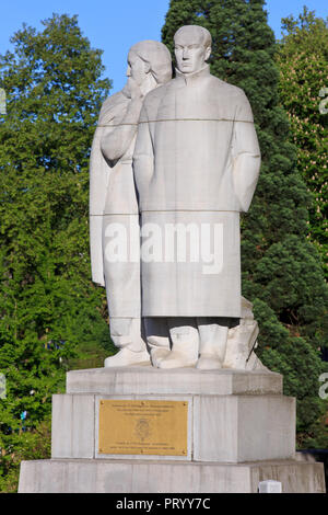 Il monumento delle armate (e) disarmati combattenti della resistenza contro la Germania nazista durante la Seconda Guerra Mondiale di Liegi, in Belgio Foto Stock