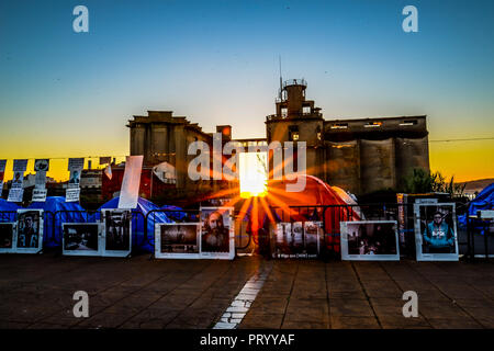 Un senzatetto zona accanto a una vecchia fabbrica - Vigo - Galizia - Spagna Foto Stock