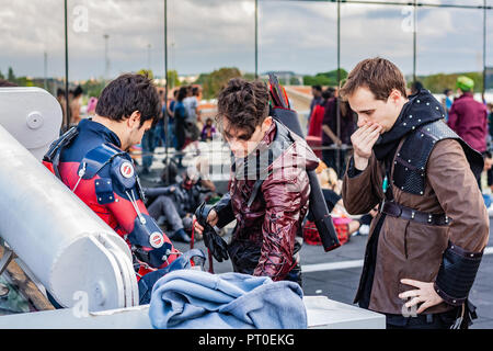 Roma, Italia, 5 ottobre 2018. Raduno annuale per il miglior fumetto e videogioco festival di vertice. Cosplayers, anime e i giocatori e i temi di Halloween. Foto Stock