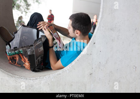 Roma, Italia, 5 ottobre 2018. Raduno annuale per il miglior fumetto e videogioco festival di vertice. Cosplayers, anime e i giocatori e i temi di Halloween. Foto Stock