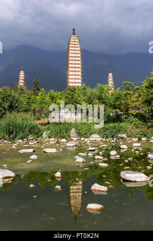 Tre Pagode di Dali, Zhonghe - Yunnan in Cina Foto Stock