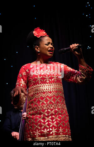 Vimala Rowe canta Billie Holiday canzoni con Giovanni Ethridge, Scarborough Jazz Festival 2018 Foto Stock