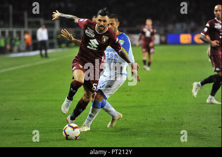 Torino, Italia. 05 ott 2018. Roberto Soriano (Torino FC) durante la Serie A TIM partita di calcio tra Torino FC e SSC Frosinone calcio allo Stadio Grande Torino il 5 ottobre, 2018 a Torino, Italia. Credito: FABIO PETROSINO/Alamy Live News Foto Stock