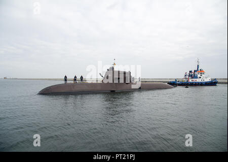 Gdynia, Polonia. 05 ott 2018. Tedesco Tipo 212un sottomarino U-31 (S181) di Deutsche Marine (Marina Militare Tedesca) sono arrivati al porto di Gdynia, Polonia. 5 ottobre 2018 © Wojciech Strozyk / Alamy Live News Credito: Wojciech Stróżyk/Alamy Live News Foto Stock