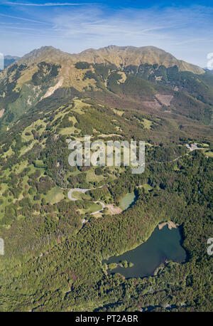 Vista aerea del Monte Alto, comune di Ventasso, provincia di Reggio Emilia, Emilia Romagna distretto, Italia, Europa Foto Stock